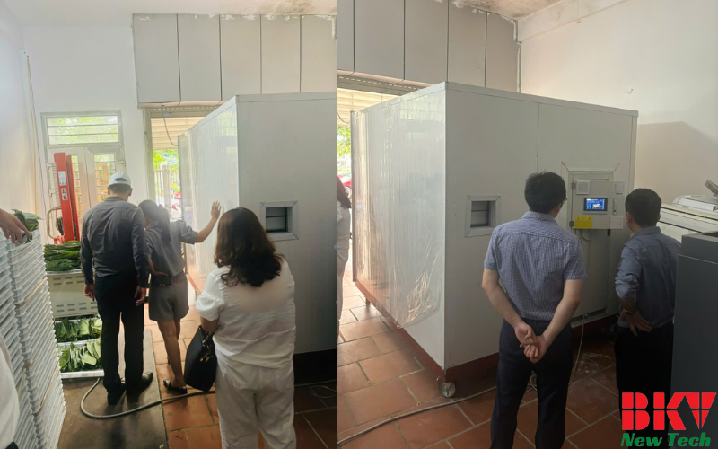 Đoàn khách tham quan hệ thống máy sấy bơm nhiệt của BKV