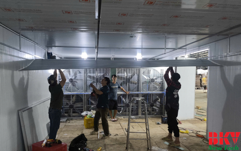 Quá trình lắp lò sấy hải sản của BKV